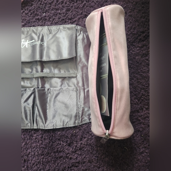 It Cosmetics Pink Glitter Bag - Picture 5 of 6